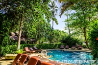 Sunset-Tropical-Resort-swimming-pool